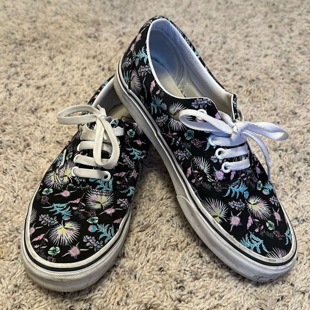 Floral vans